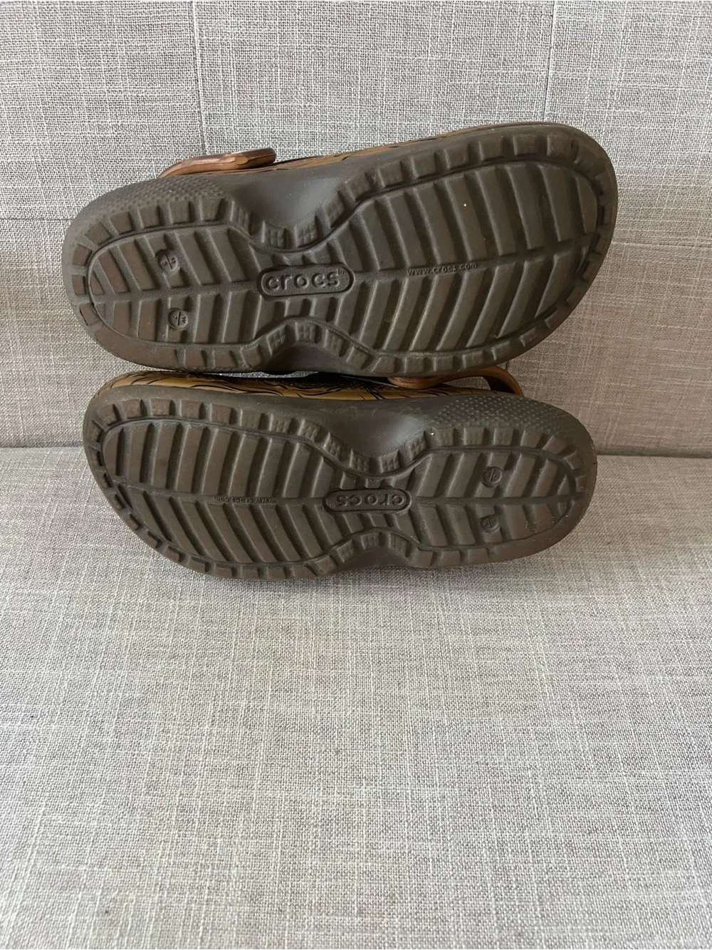 CROCS Chewbacca mule clogs, men’s 5, women’s 7, Brown casual outdoors
